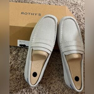 NIB Rothy’s Light Grey Herringbone Driving Loafers - Men’s 8.5 (fits Women’s 10)